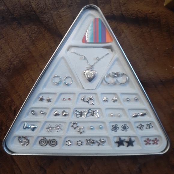 Girls' Earring & Necklace Set - Picture 1 of 5